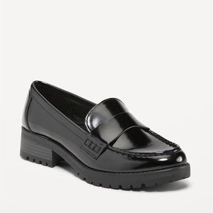 NWT Chunky Heel Black Faux Leather Loafer